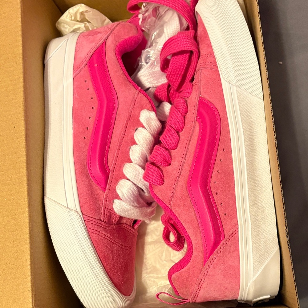 Vans Women's Bright Pink Suede Sneakers - Picture 1 of 2